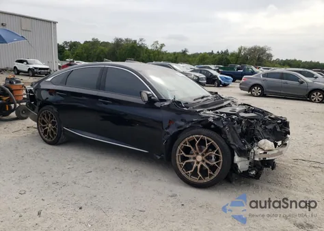 2018 Honda Accord Exl from USA, damaged, VIN 1HGCV2F59JA039986